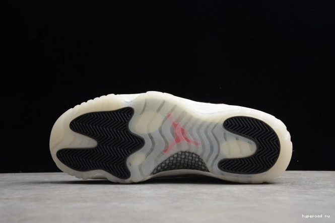 Snake Bone 11 Jordan Low SE Air CD6846-002 Light 1205